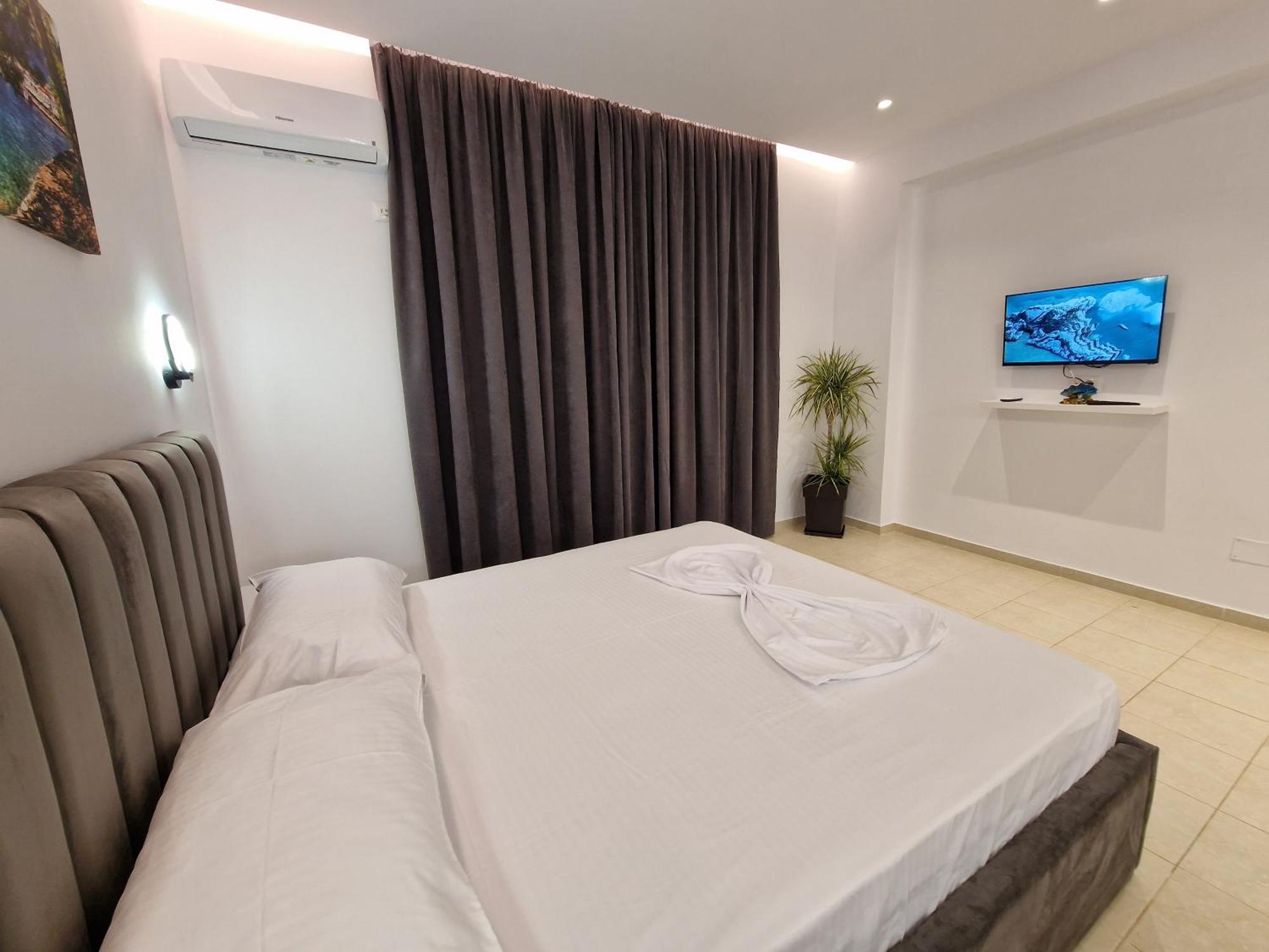 Fenix Hotel Ksamil Luaran gambar