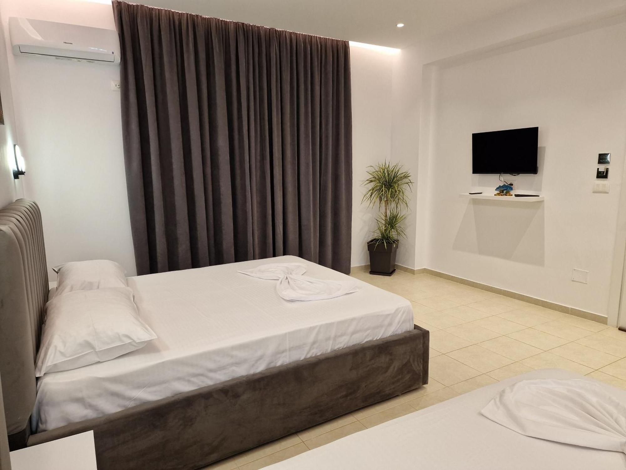Fenix Hotel Ksamil Luaran gambar